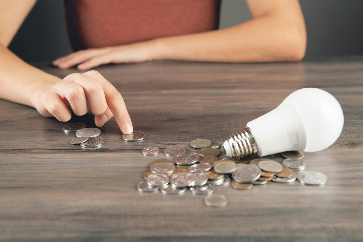 Perché la bolletta della luce della seconda casa può costare molto di più rispetto alla prima