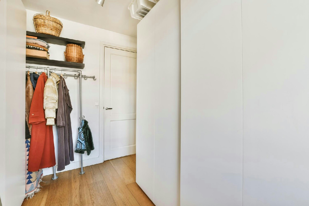 Soluzioni efficaci per progettare armadi intelligenti e funzionali in spazi moderni e ben organizzati